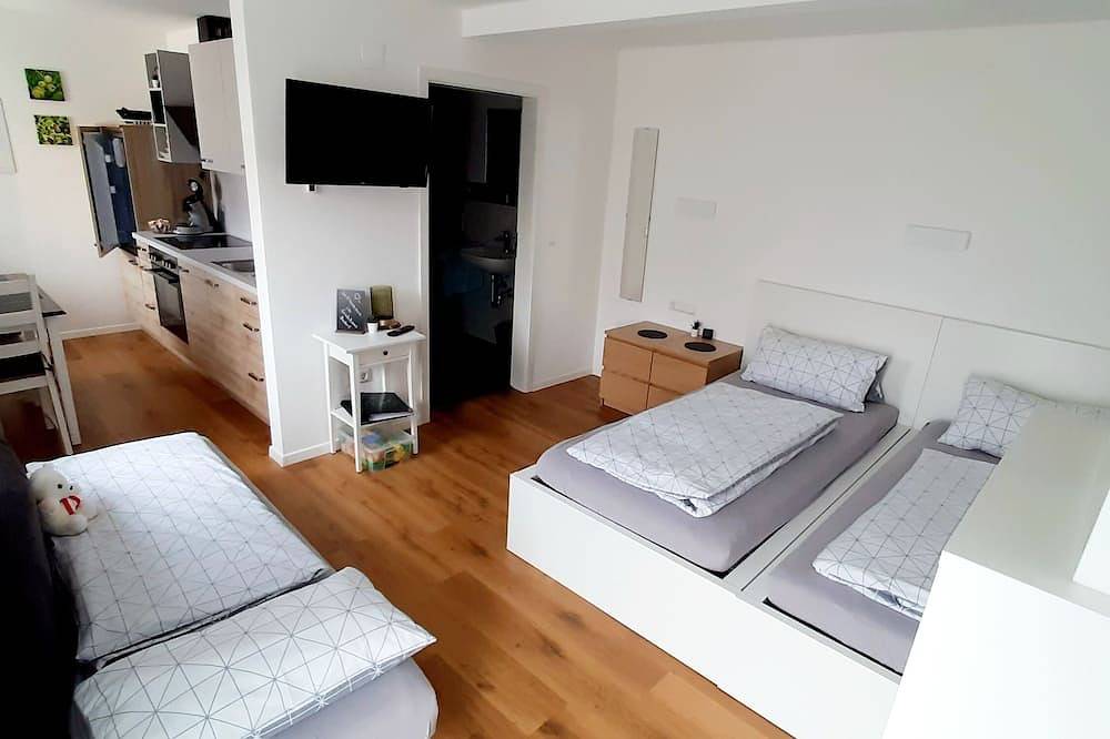 Ganze Wohnung, Gästehaus Buberl, nahe Legoland und Skylinepark in Krumbach (Schwaben), Bayerisch Schwaben