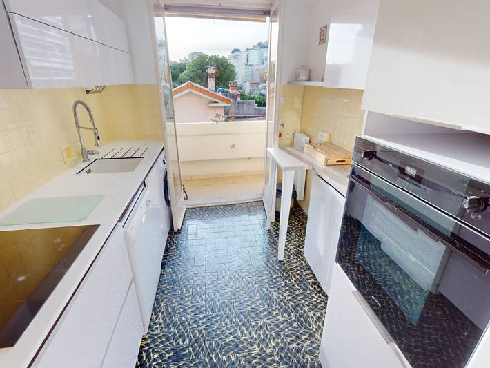 Appartement entier, Spacieux 3P avec balcon et parking à Menton in Menton, Côte méditerranéenne (France)