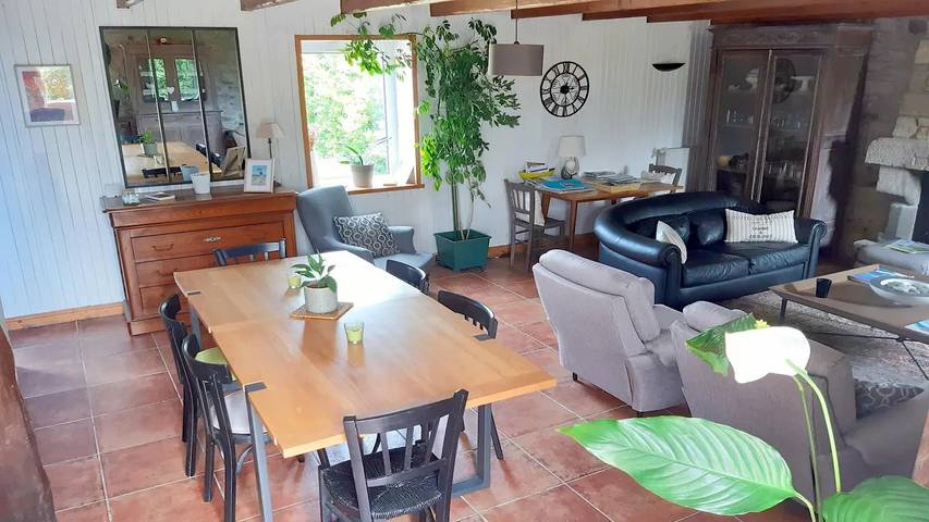 Location de vacances pour 2 personnes, avec jardin à Plounévez-Lochrist - 3