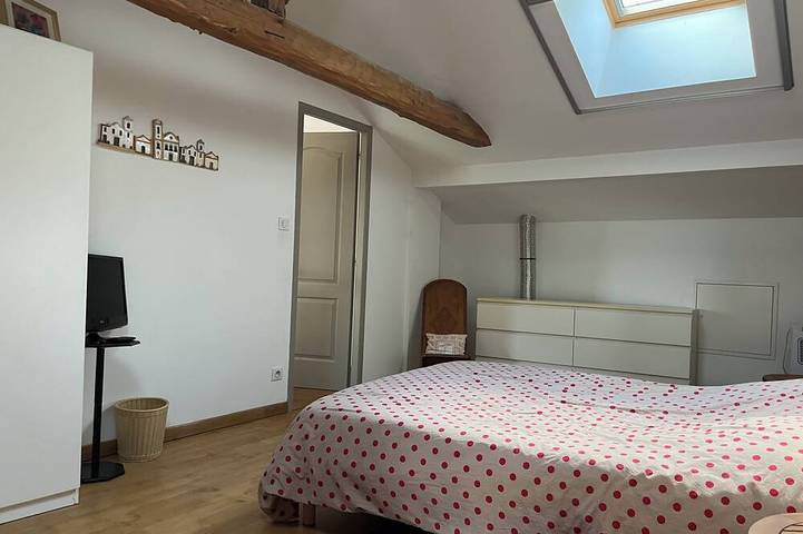 Location de vacances pour 6 personnes, avec terrasse et jardin à Mauzac-et-Grand-Castang - 3