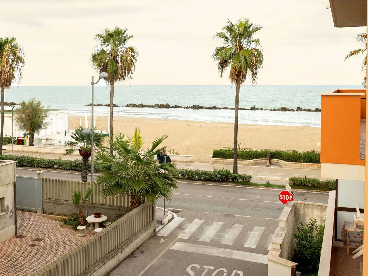 Entire apartment, Montesilvano 29 - Montesilvano Mare 1 29.1 in Montesilvano Marina, Montesilvano