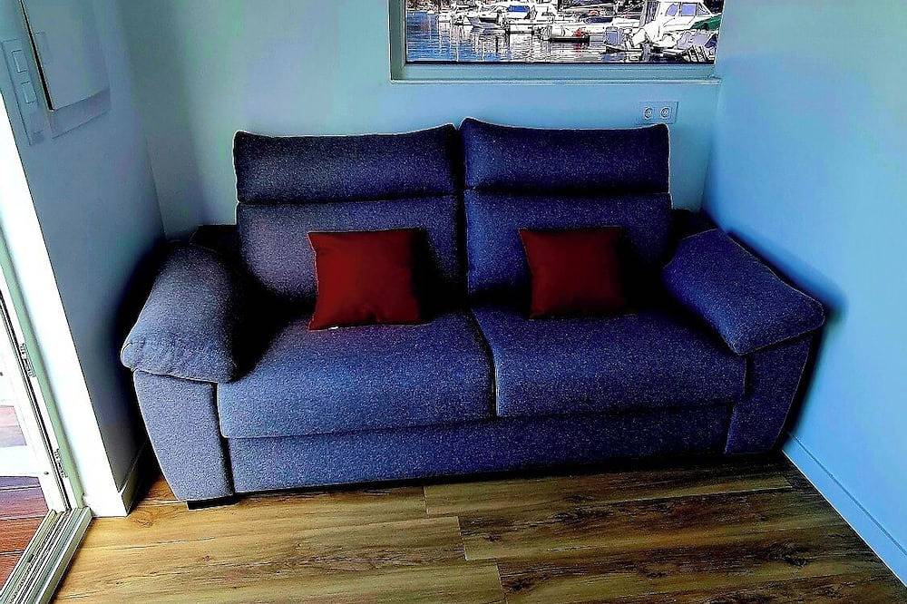 Floating apartment in the nautical Vigo ferry dock Cies Islands and Cangas in Vigo, Rías Baixas