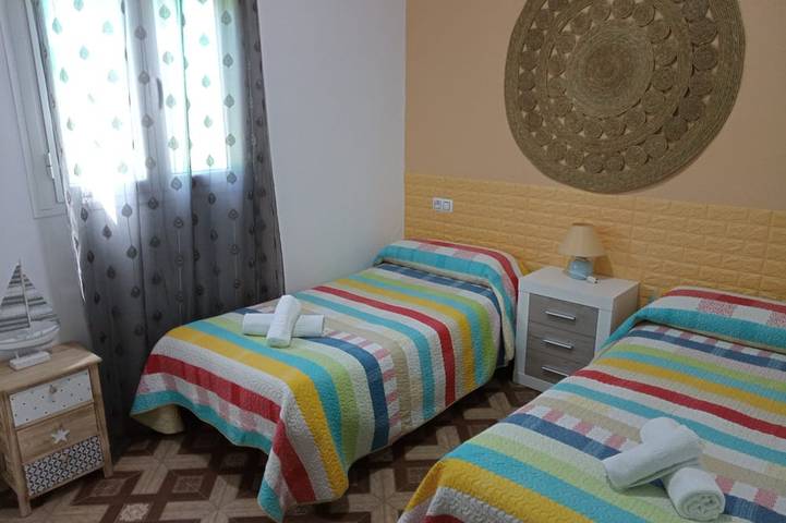 Casa en Conjunto Rural con Piscina y Barbacoa en Moriles Donde Relajarte in Moriles, Córdoba Provinz
