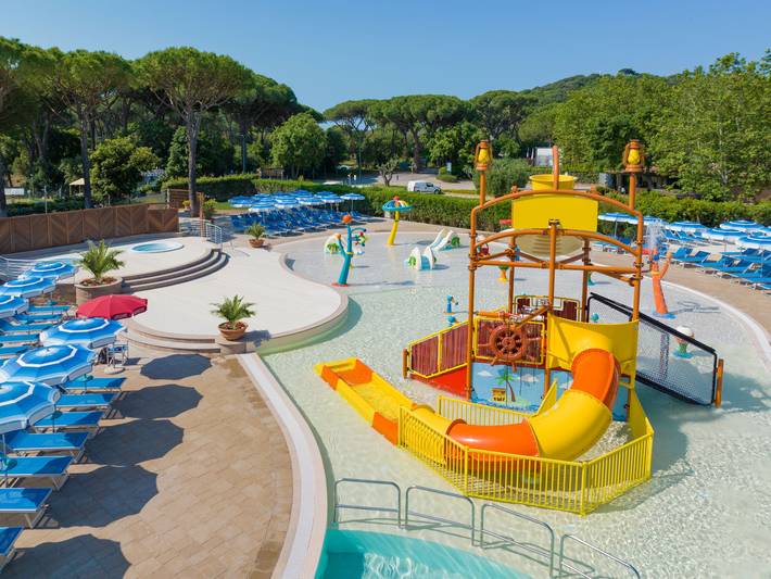 Bungalow für 3 Personen, mit Terrasse und Kinderpool sowie Garten in Italien - 4