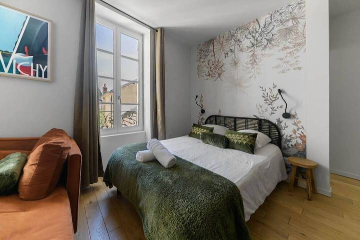 Ganze Wohnung, Wunderschönes klimatisiertes Studio in denkmalgeschütztem Gebäude in Vichy, Vichy und Umgebung