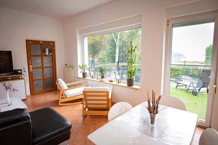 Ferienwohnung für 4 Personen, mit Terrasse und Seeblick sowie Garten am Plauer See - 4