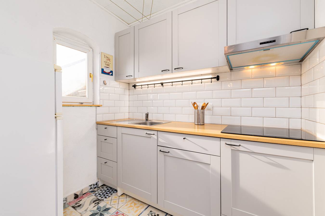 Cały apartament, Apartament wakacyjny dla 3 osób z balkon in Njivice, Krk