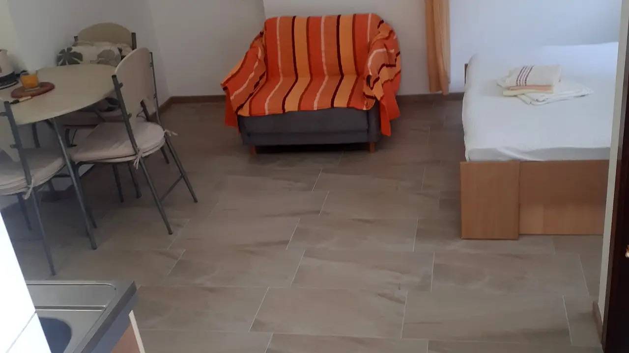 Ganzes Studio, Studio für 2 Personen (20 m²) in Kožino in Strand Kožino, Zadar (Kommun)