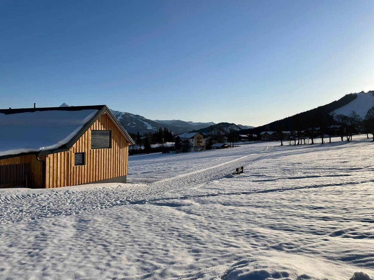 Ganze Ferienwohnung, Adlernest Alpen Appartement - Appartement/Fewo, Bad, Wc, 1 Schlafraum in Ramsau am Dachstein, Schladming-Dachstein