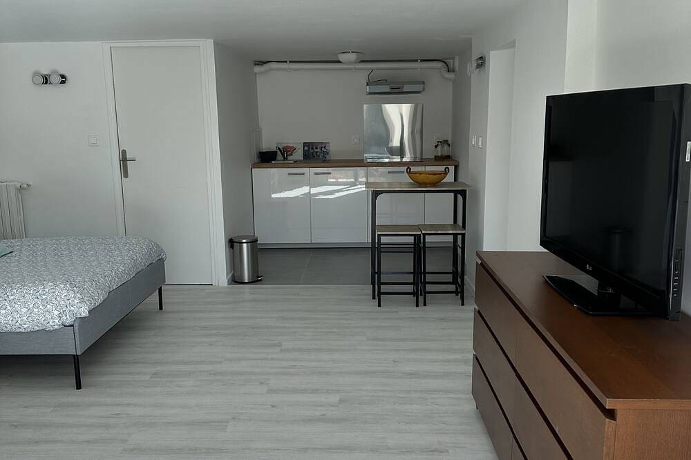 Apartamento entero, Studio \"Le magnifique\", 10 minutes from the beach! in Marsella, Marsella region