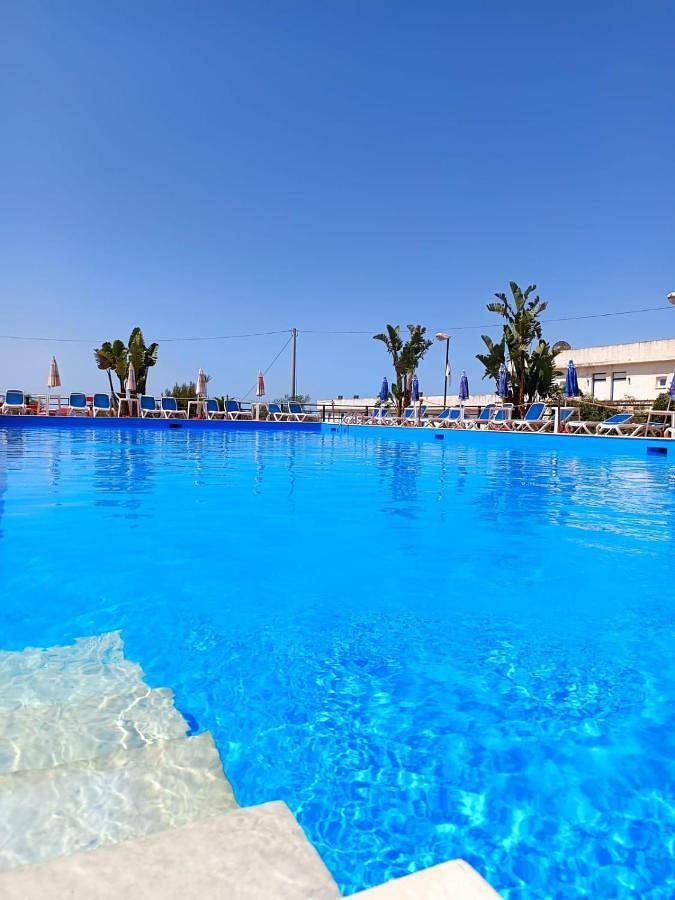 Appart’hôtel pour 2 personnes, avec Balcon et Terrasse ainsi que Jacuzzi et Piscine à Sciacca