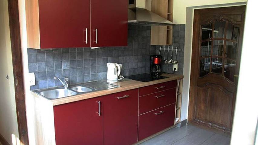 Location de vacances pour 12 personnes, avec jardin et jacuzzi ainsi que terrasse et sauna à Malmedy - 3