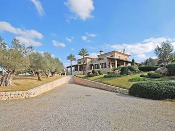 Chalet in Ariany, Interior de Mallorca für 16 