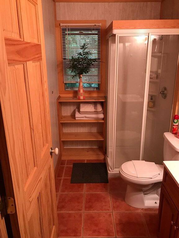 Charming Summer Lake Getaway in Sullivan County