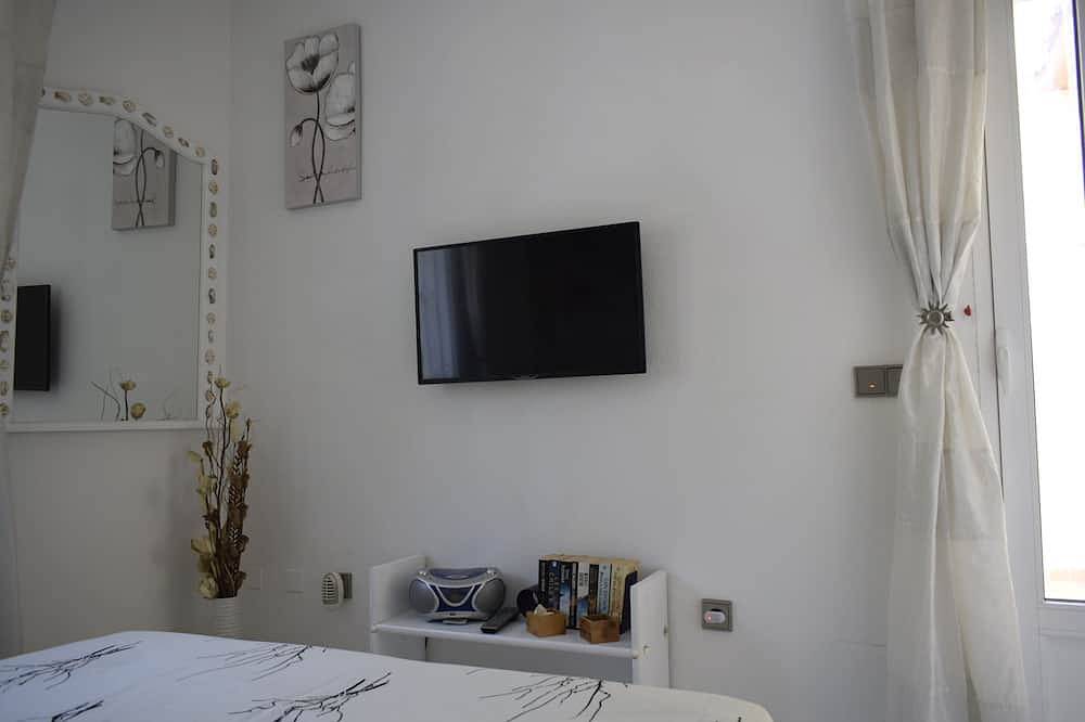 Top renoviertes Ferienhaus mit Ac, Costa Blanca, Wi-Fi,Sat,Infrarotheizung in Brisas y Golf, Orihuela