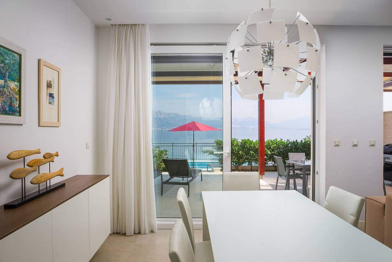 Luxury Beachfront Villa Ciovo Joy 1 with Pool, Gym in Slatine, Čiovo