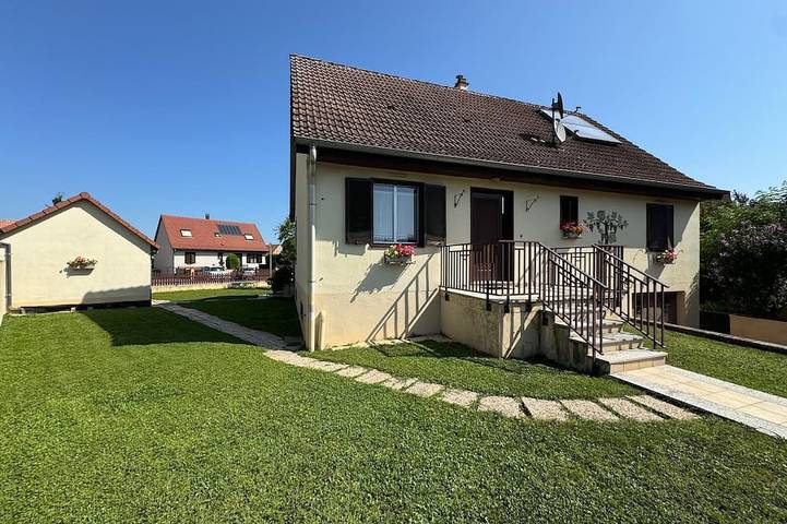 Ferienhaus für 6 Personen, mit Terrasse und Garten - 1