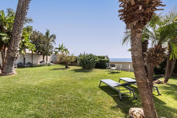 Chambre d’hôte pour 3 personnes, avec jardin et vue à Avola - 3