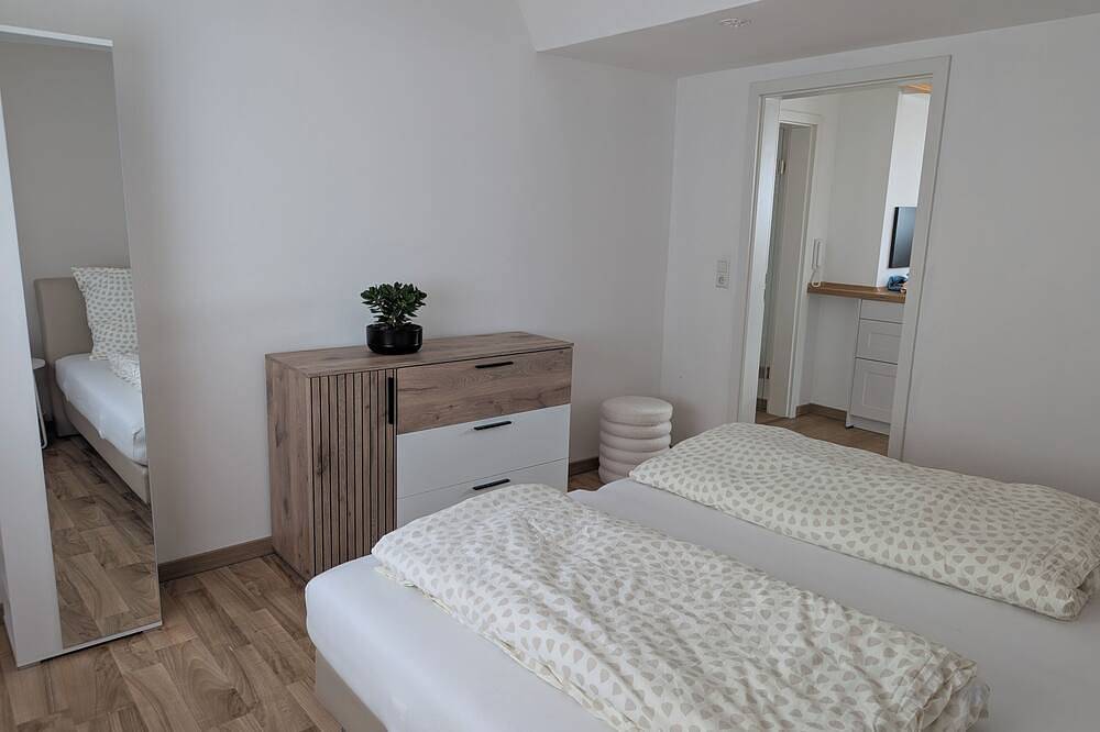 Ganze Wohnung, Schweigen-Rechtenbach - moderne Ferienwohnung \"Martina\" ideal für vier Personen in Schweigen-Rechtenbach, Südliche Weinstraße