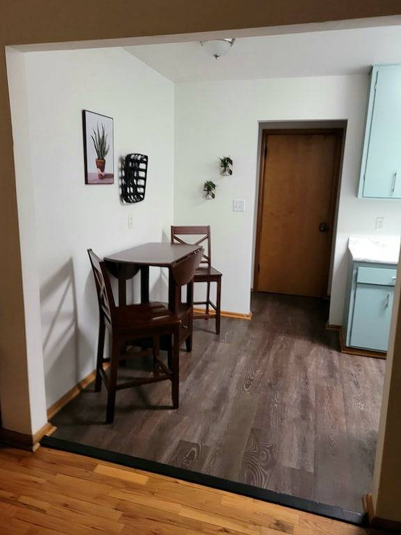 Ganze Wohnung, Quiet 1 bedroom in Milford with King Bed in Dickinson County