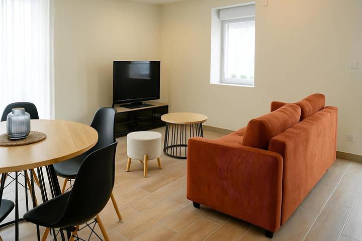 Location de vacances pour 6 personnes, avec terrasse à Yvré-l'Évêque - 2