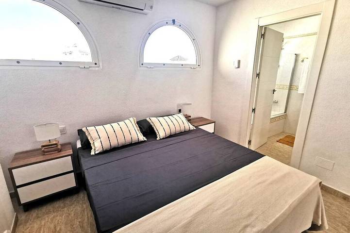 Magnifique maison rénovée en 2024, au calme, tout compris, proche de tout. in Orihuela, Costa Blanca