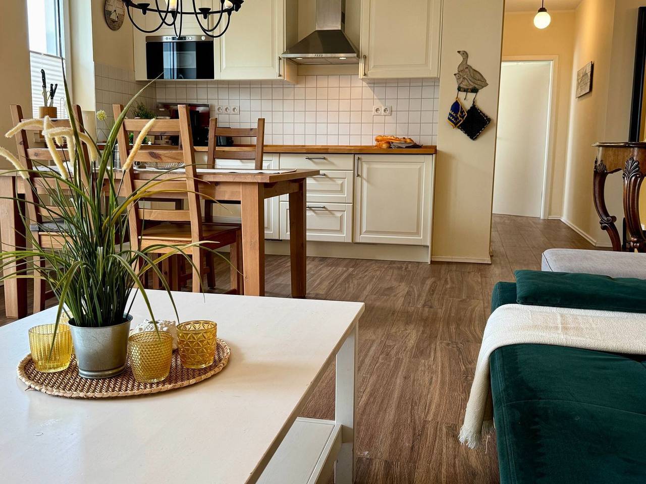 Ganze Wohnung, Ferienwohnung mit Terrasse und Strandkorb direkt hinter dem Deich in Dierhagen Strand, Dierhagen