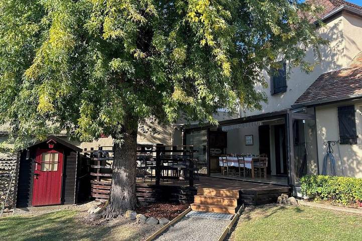 Gîte pour 6 personnes, avec jardin à Lagor
