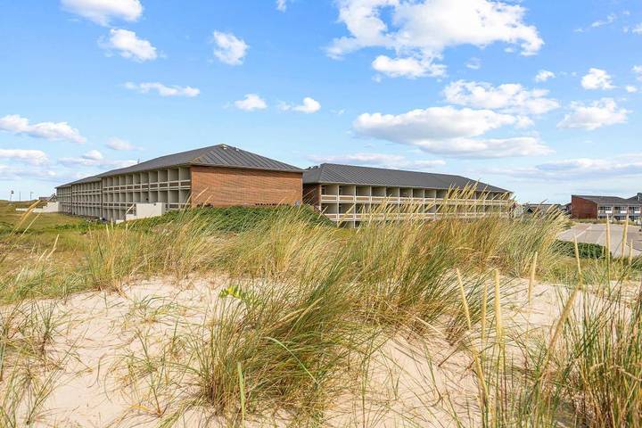Villa for 5 personer, med Balkon og Pool såvel som Sauna og Udsigt i Fanø Bad
