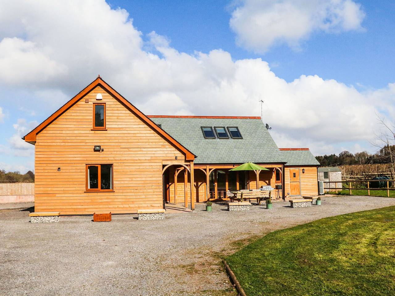 Riverside Lodge in Old Cleeve, Exmoor