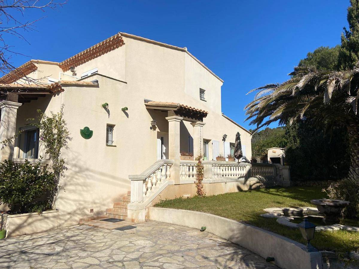 Chambre coquette dans villa proche de la plage in Sète, Côte méditerranéenne (France)