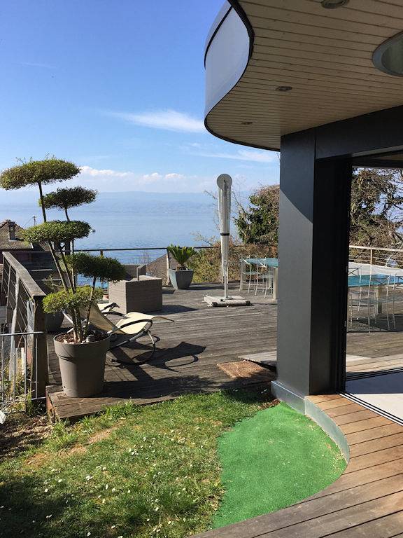 Appartement entier, Gîte Les Terrasses : vue lac à 180° in Thonon-les-Bains, Région de Thonon-les-Bains