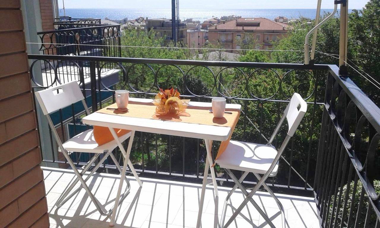 Appartamento intero, Appartamento Lauretta in Ceriale, Riviera di Ponente