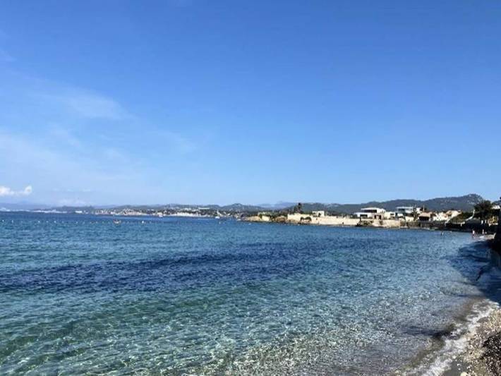 Location de vacances pour 8 personnes, adapté aux familles à Six-Fours-les-Plages