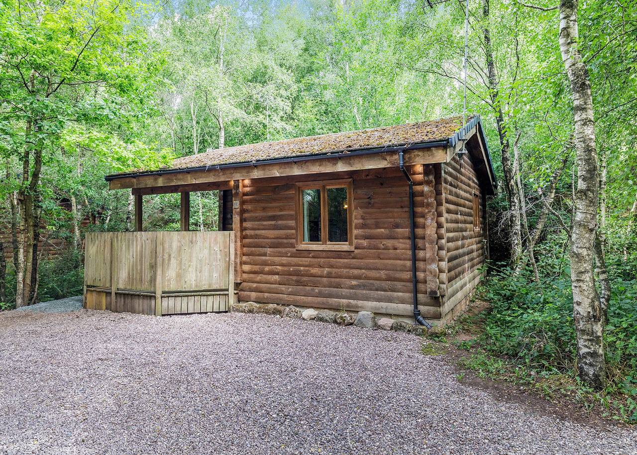 Woodpecker Log Cabin 2 in Alton Towers, Staffordshire