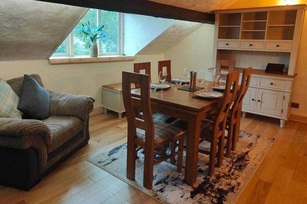 Ganze Wohnung, Modern-Apartment-Eigenes Badezimmer-Bergblick in Beddgelert, Snowdonia
