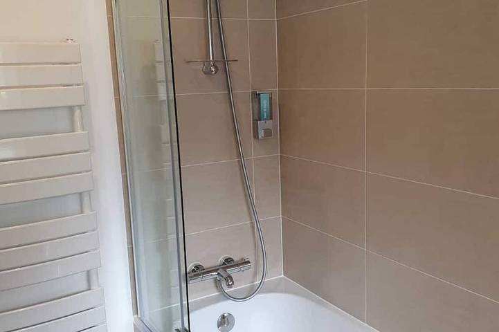 Gîte pour 4 personnes, avec terrasse et jardin à Briec - 4