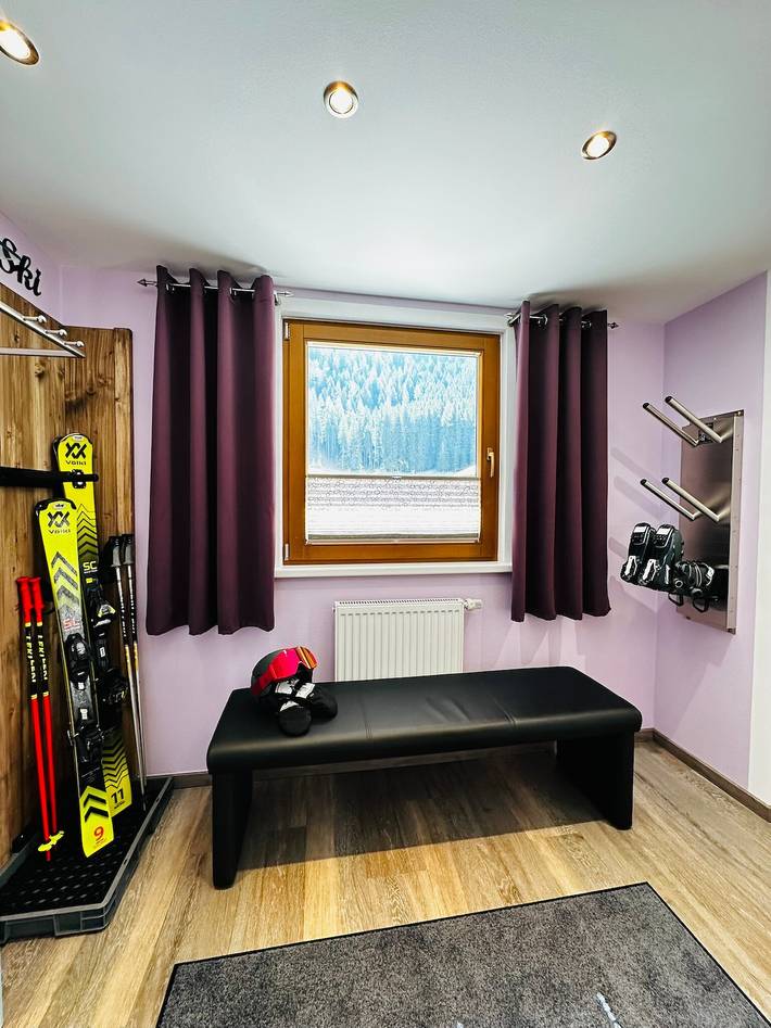Geheel appartement, Appartement 'Haus Marchegg - Granat' met Uitzicht op de Bergen, Balkon en Wi-Fi in Hintertuxer Gletscher, Hintertux
