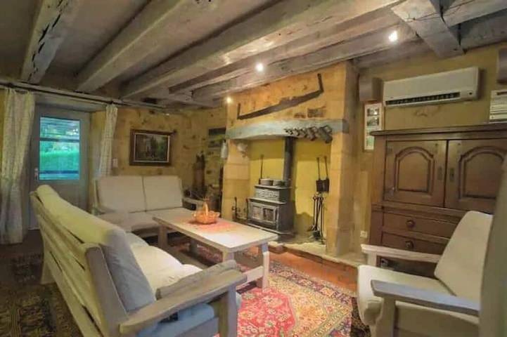 Gîte pour 8 personnes, avec jardin et terrasse à Molières (région de Bergerac) - 4