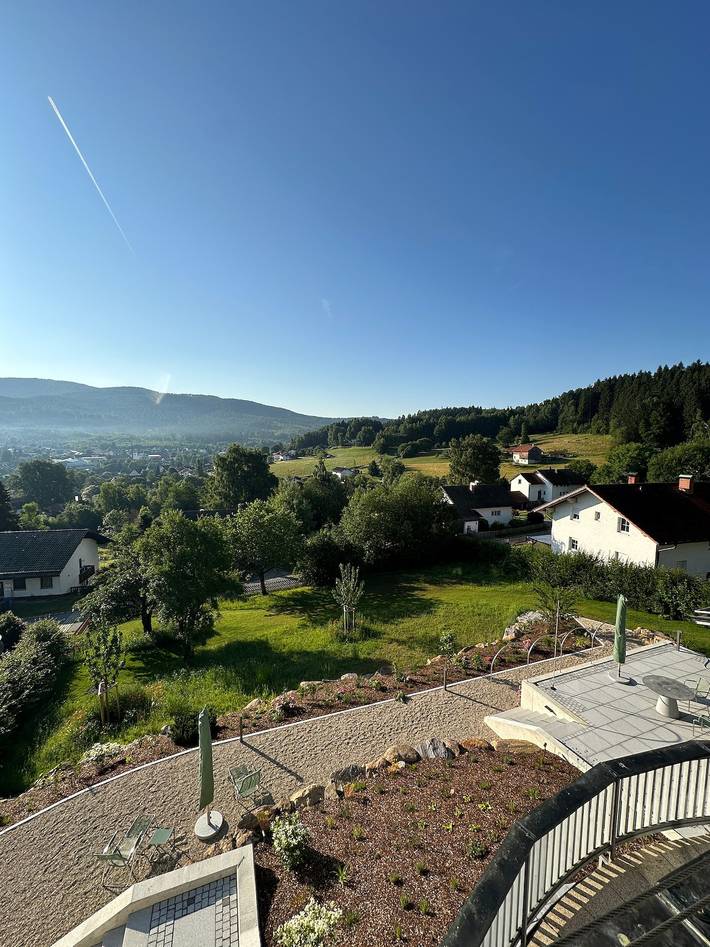Entire apartment, Holiday Apartment "Auerer Retreat" with Mountain View, Private Balconies and Wi-Fi in Frauenau, Šumava Mountains