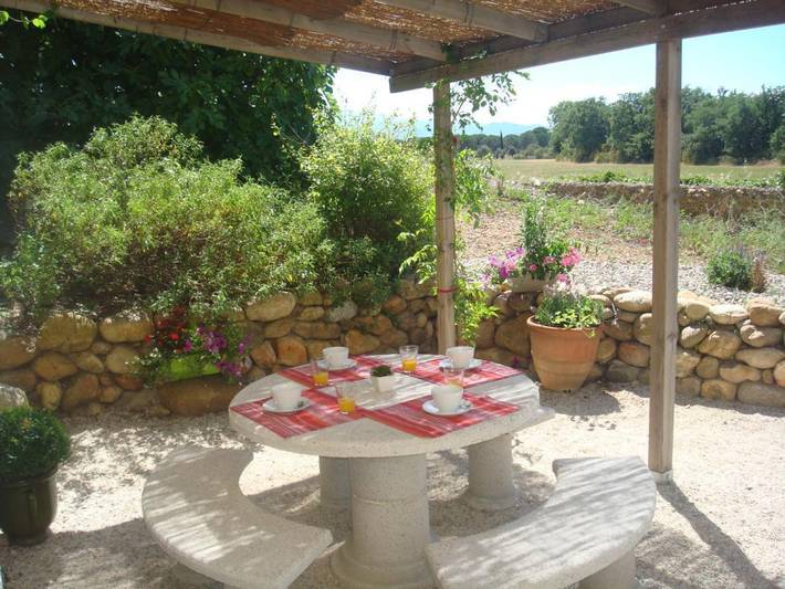 Gîte pour 4 personnes, avec piscine et terrasse à Thuir - 3
