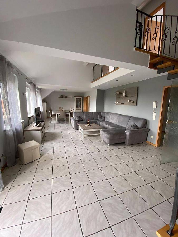 Ferienhaus für 10 Personen, mit Sauna und Ausblick sowie Terrasse, mit Haustier