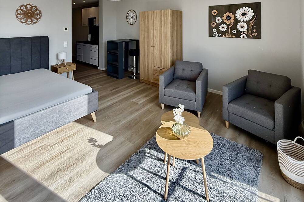 Ganze Wohnung, Studio-Apartment No. 5 in Phantasialand, Brühl