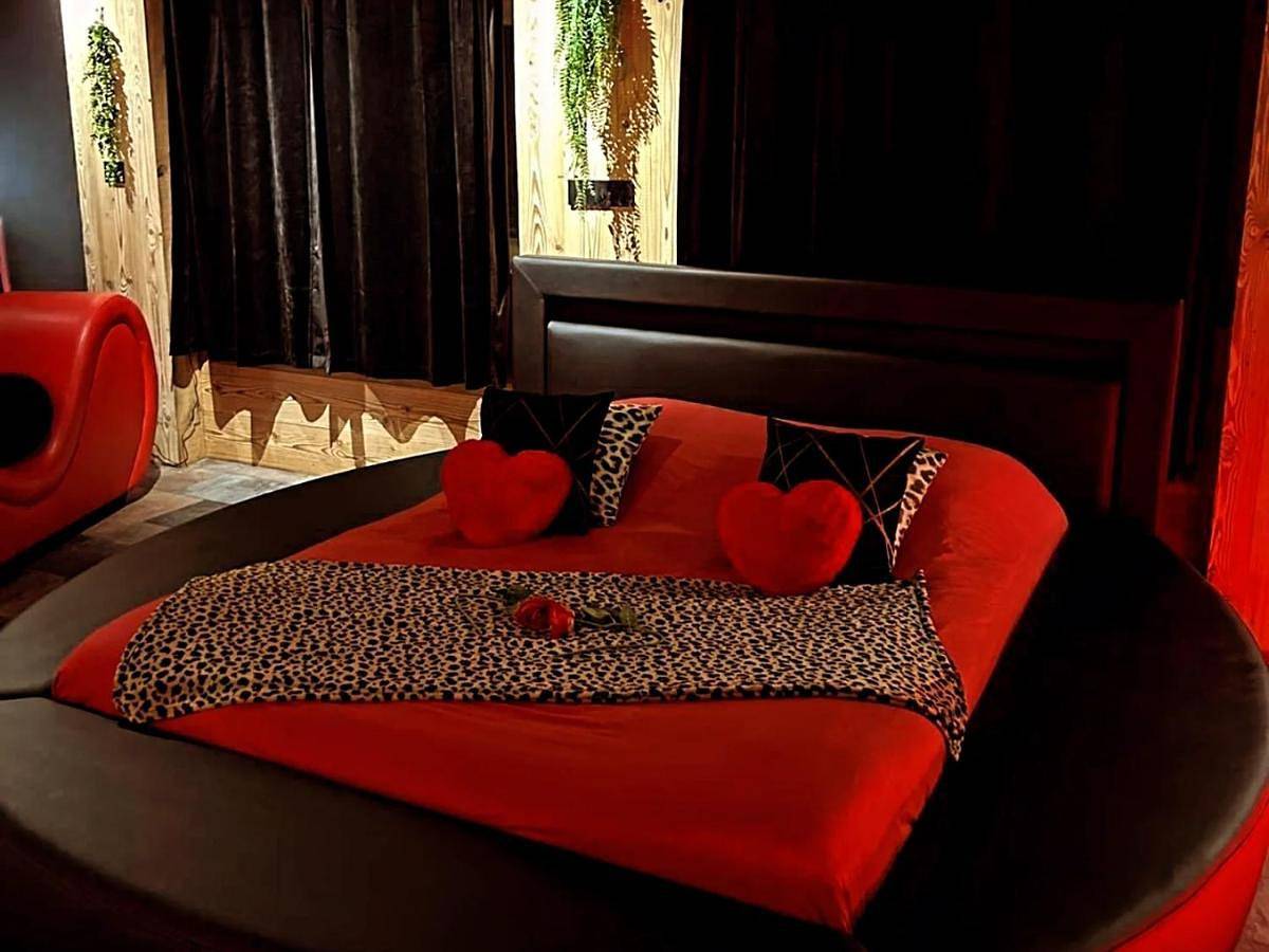 Appartement entier, Love Room Tentation in Ornans, Jura Francais