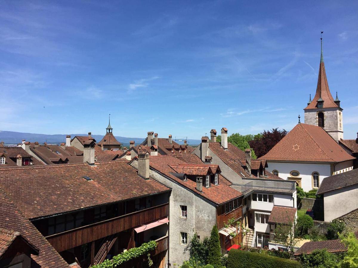 Ganze Wohnung, Ferienwohnung Burg Murten in Murten, Murtensee & Estavayer-le-Lac Region