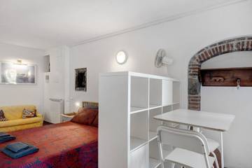 Vacation Rental for 2 Guests in Riomaggiore Municipality, Riviera di Levante, Picture 3