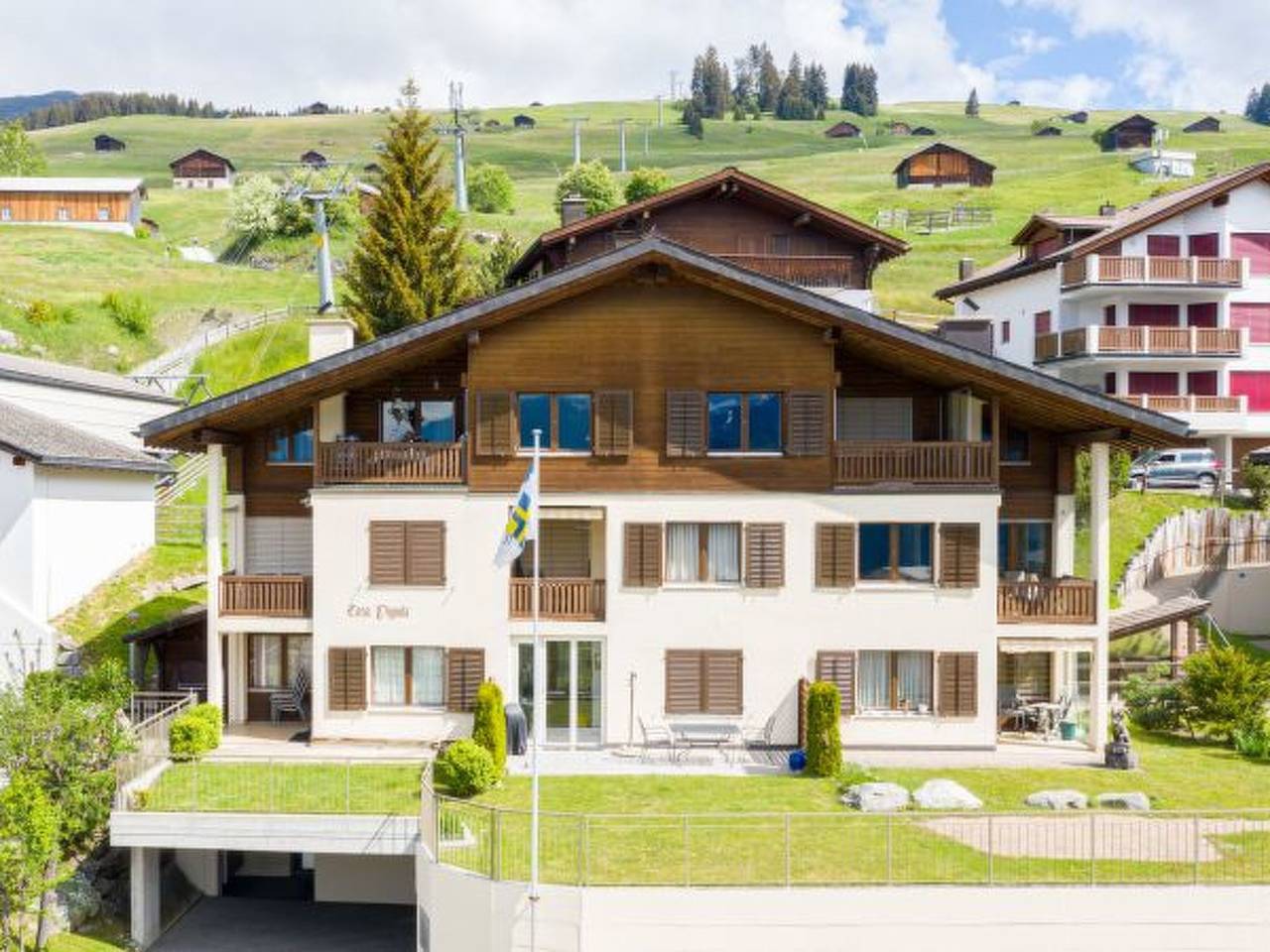 Ganze Wohnung, Ferienwohnung für 5 Personen mit Balkon in Falera, Flims Laax Falera