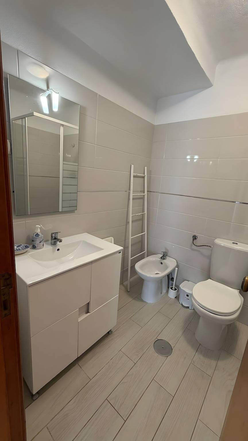 Appartement entier, Appartement « Cozy à Montechoro » avec balcon, Wi-Fi et climatisation in Monte Choro, Albufeira