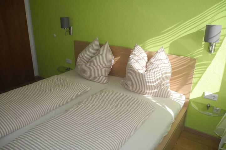 Ferienwohnung für 2 Personen, mit Balkon in Weißensberg - 2