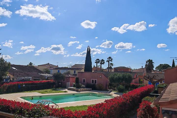 Ferienhaus für 6 Personen, mit Pool und Garten - 1